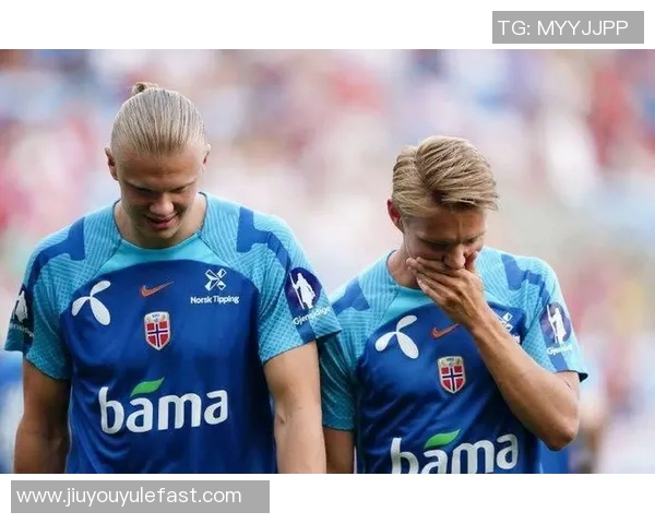 哈兰德今晨再添两球本赛季已狂轰30球展现超级状态