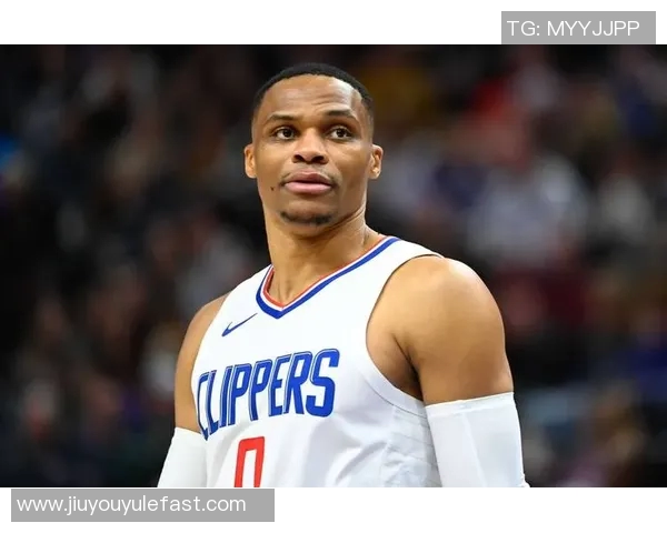 威少新赛季表现亮眼场均118分55板4助三分命中率高达50 威少新赛季表现亮眼场均118分55板4助三分命中率高达50