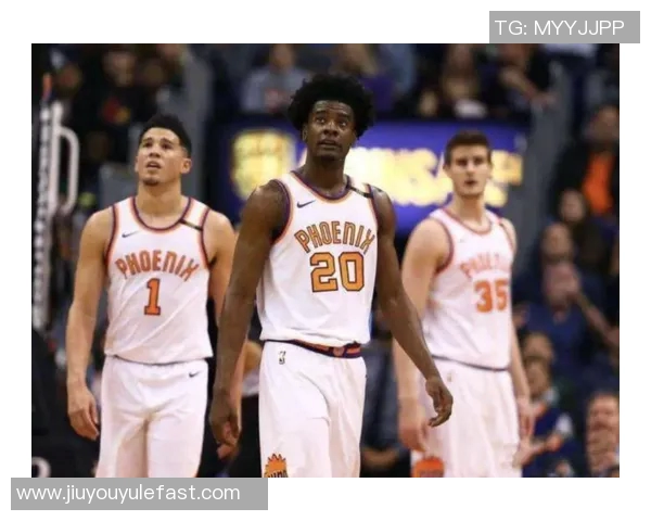 卡梅隆约翰逊火力全开13投6中贡献16分3篮板并罚球4中3表现出色